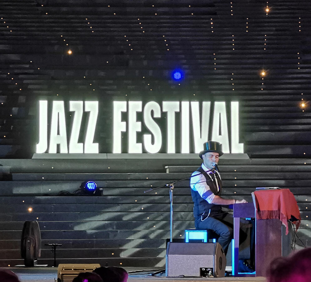 Qatar Jazz Festival with Opera Chaotique Qatar Jazz Festival with Opera Chaotique